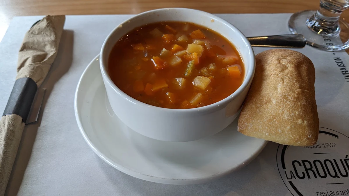 Soupe Aux Légumes, Restaurant La Croquée