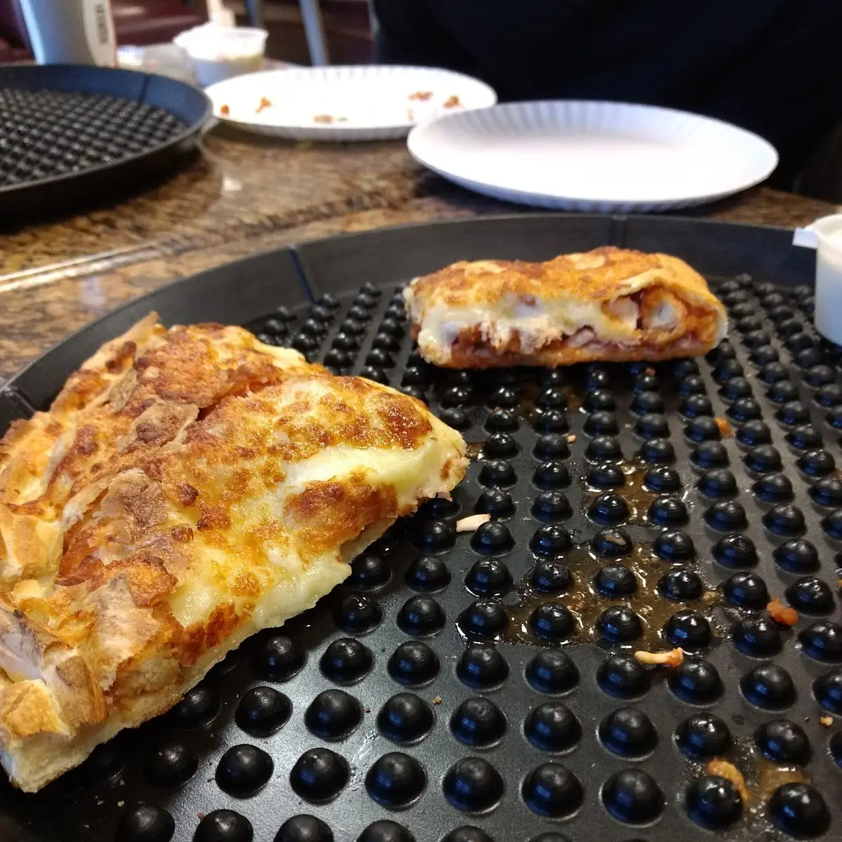 Sm General Tso Calzone