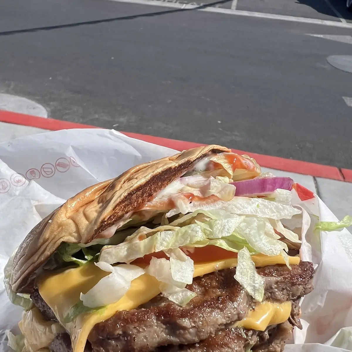 Big Buford Triple Cheeseburger Deluxe