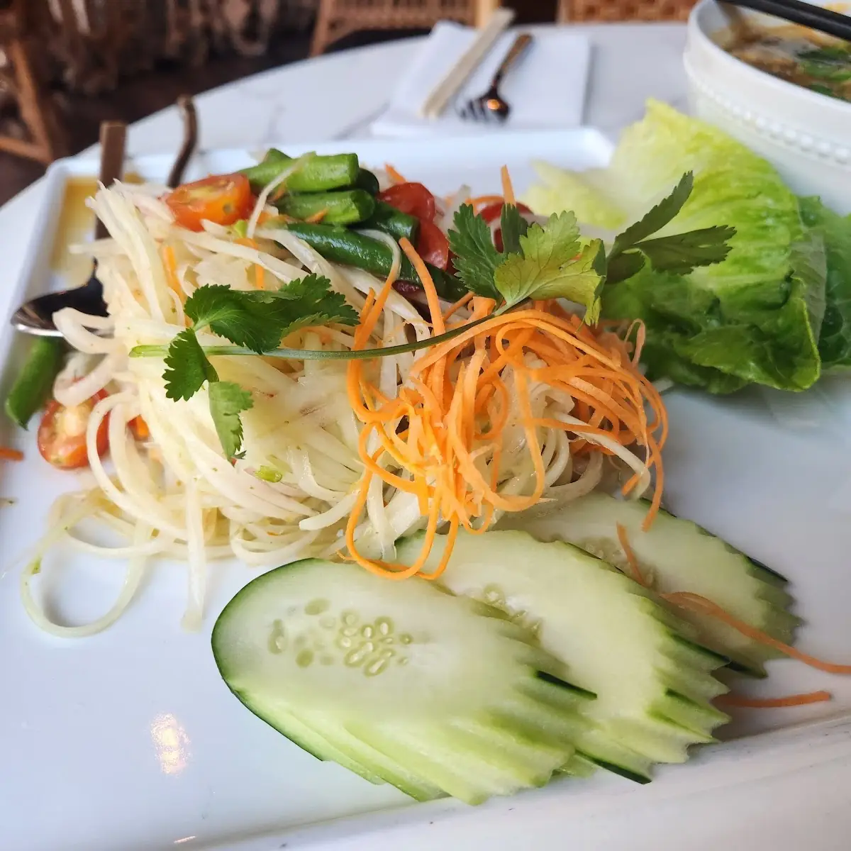 Papaya Salad House Favorite