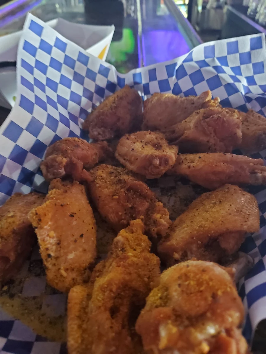 Chicken Wings with Lemon Pepper