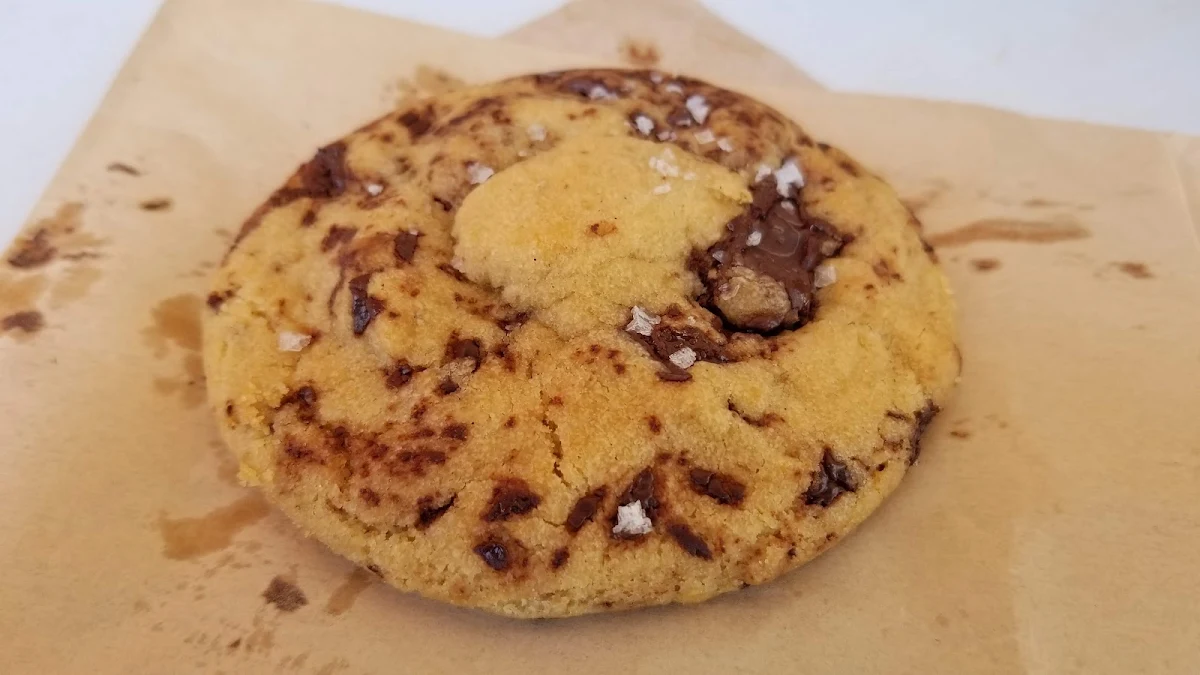 Chocolate Chip Cookie