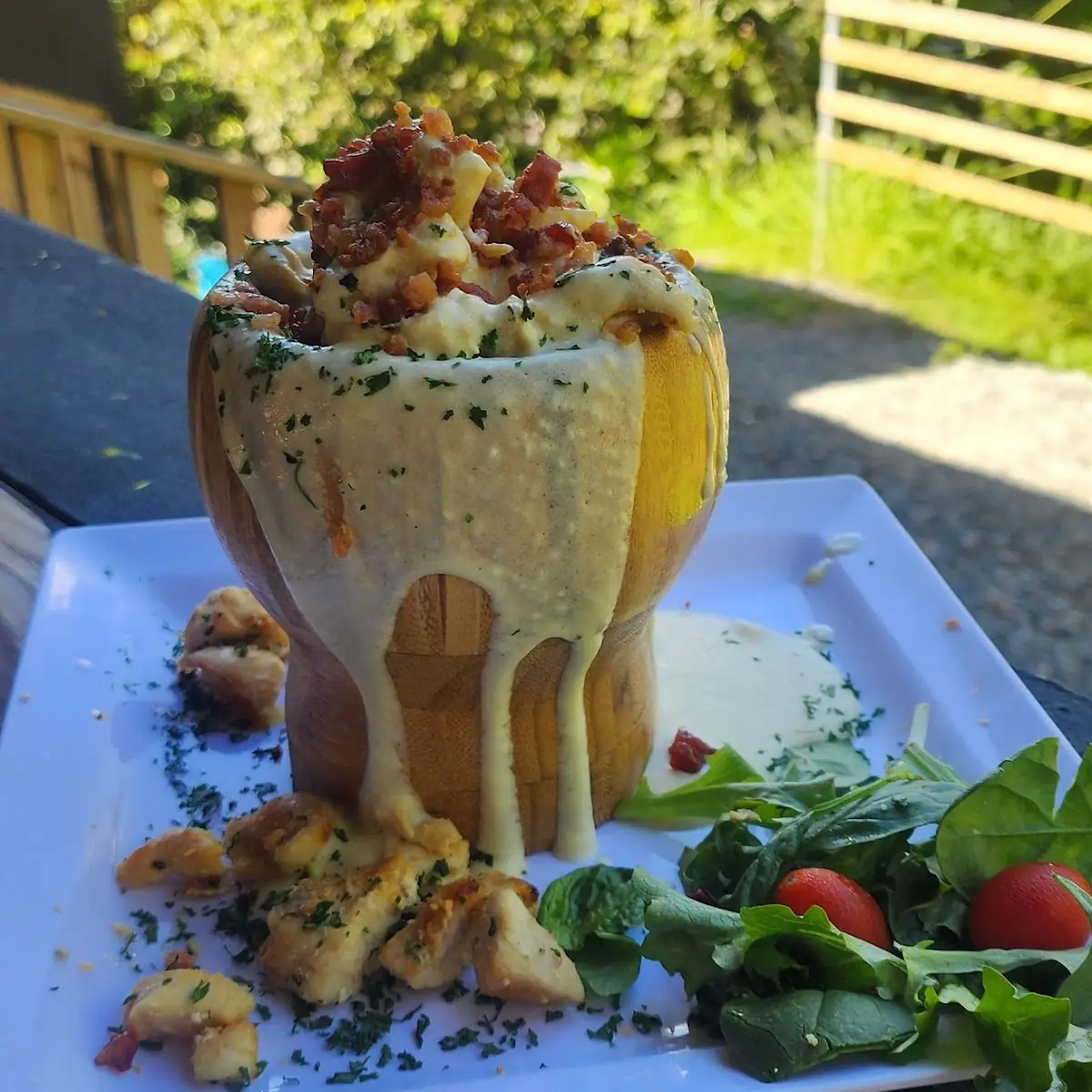 Mofongo De Pollo En Salsa De Queso