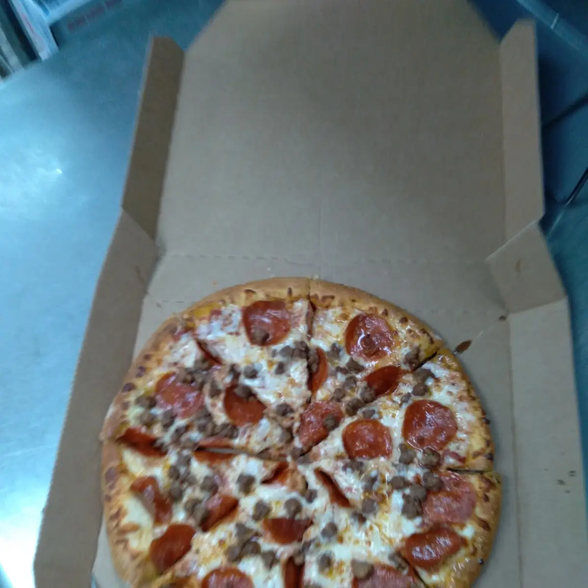 Hand Tossed Pepperoni Pizza