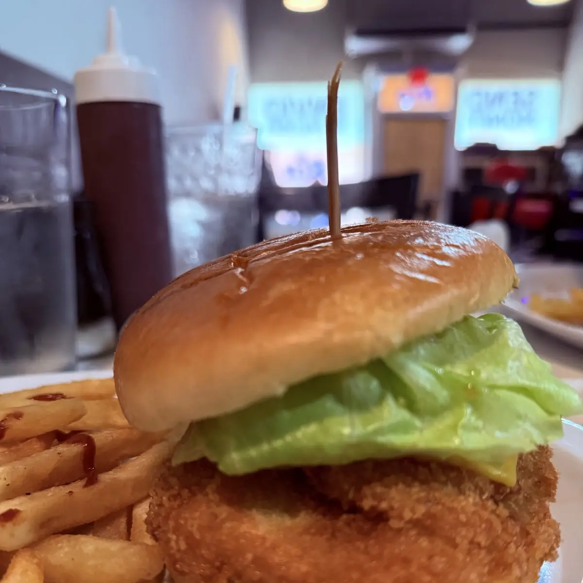 Pecho Burger and Fries