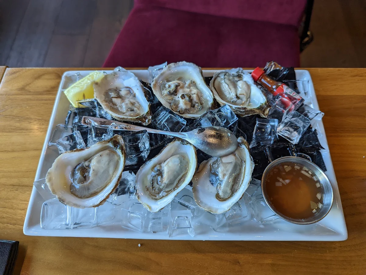 Fresh Oysters