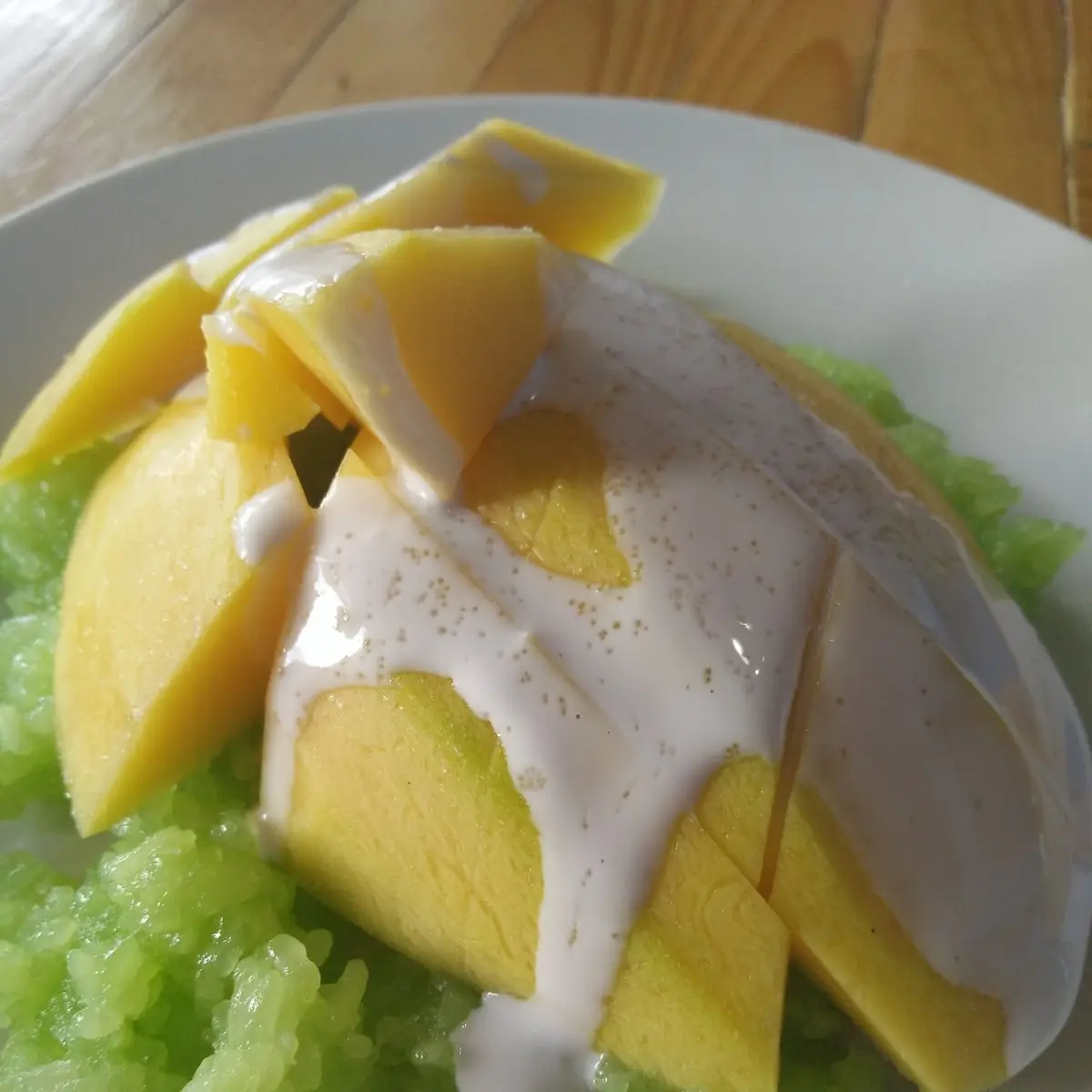 Sticky Rice with Fresh Mango