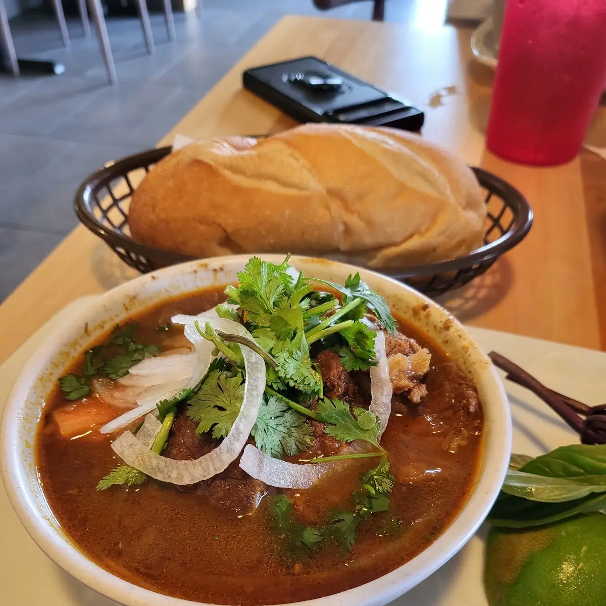 vn1 - Hue Spicy Beef Noodle Soup
