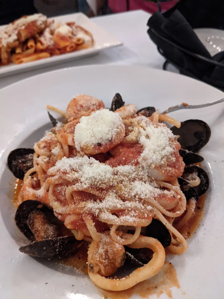 Seafood Linguini