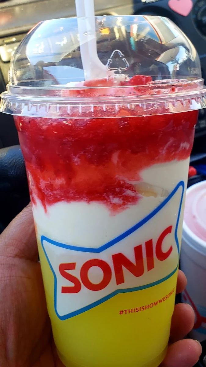 Lemon Berry Slush Float