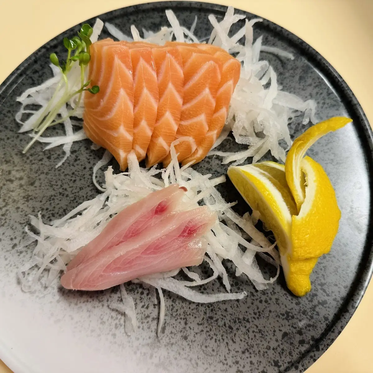 Salmon Sashimi 1