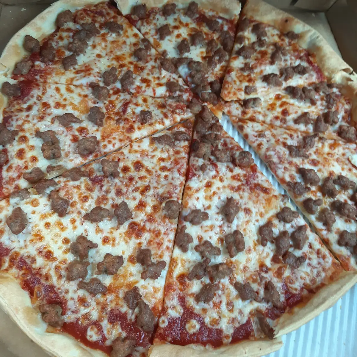 Thin Crust Hamburger Pizza