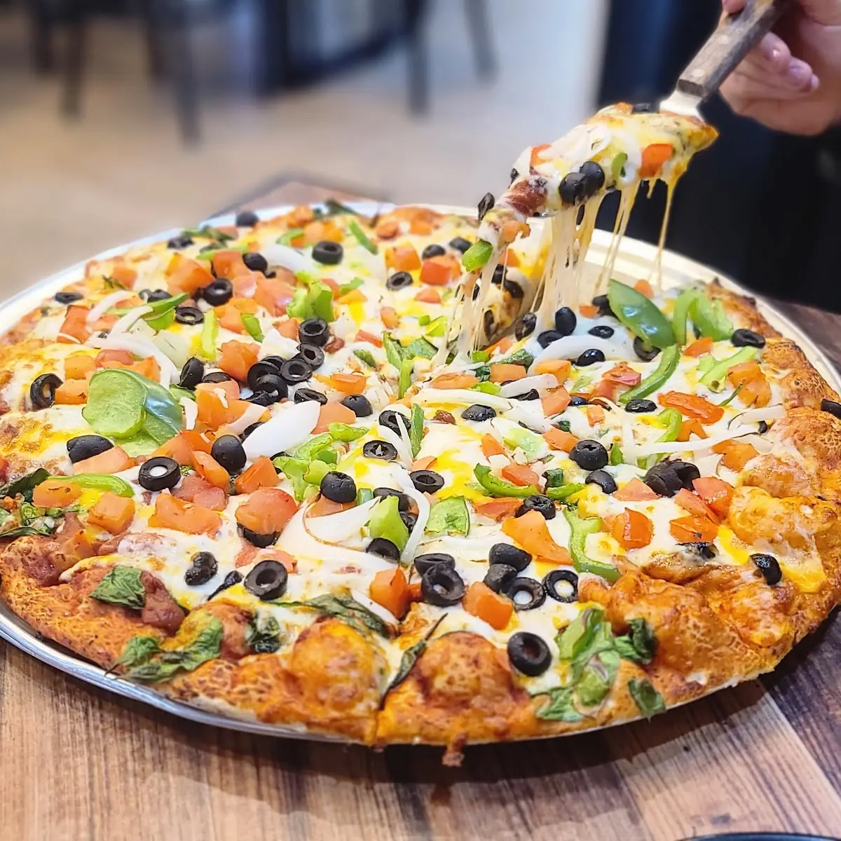 Guinevere’S Garden Delight Pizza