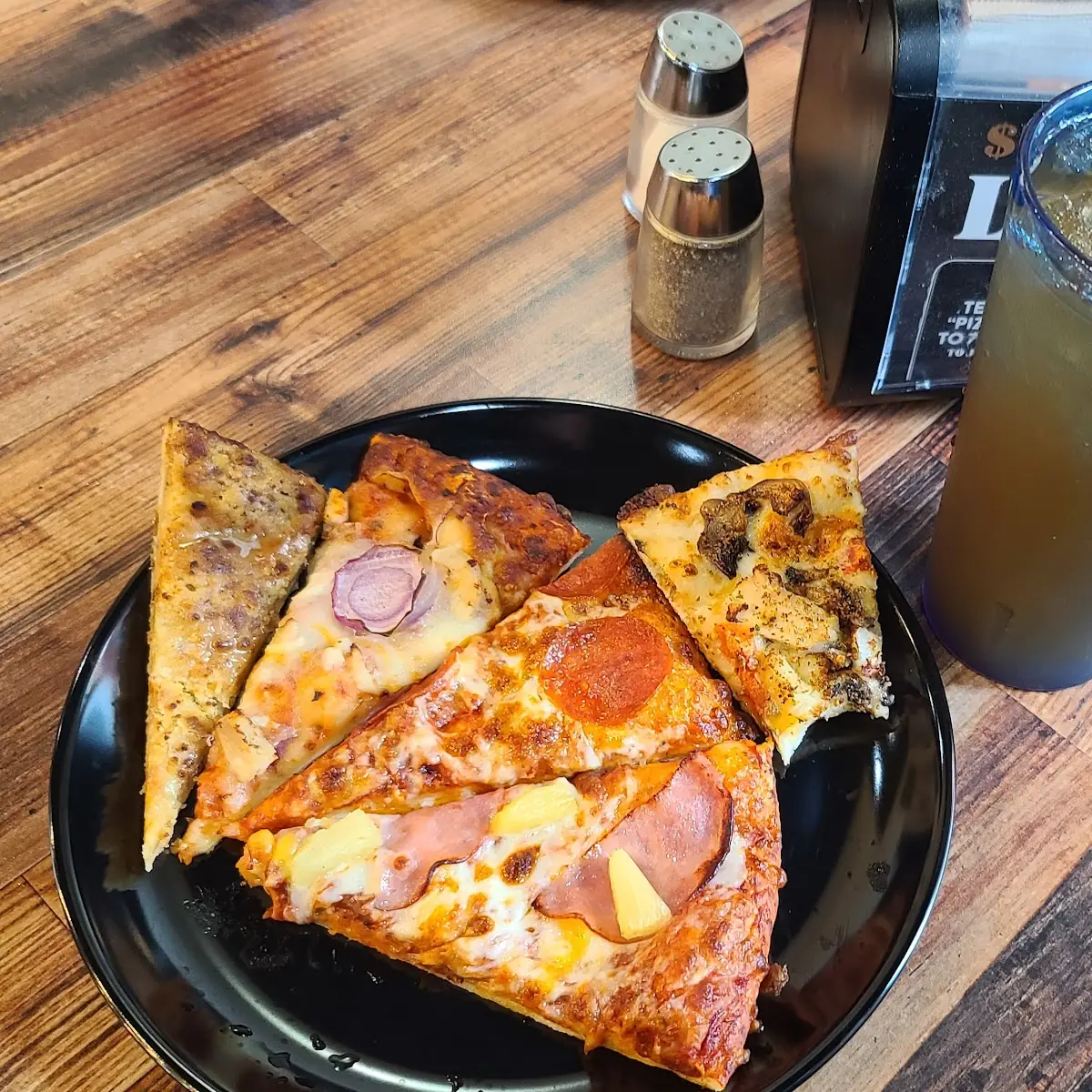 Lunch Buffet Pizza