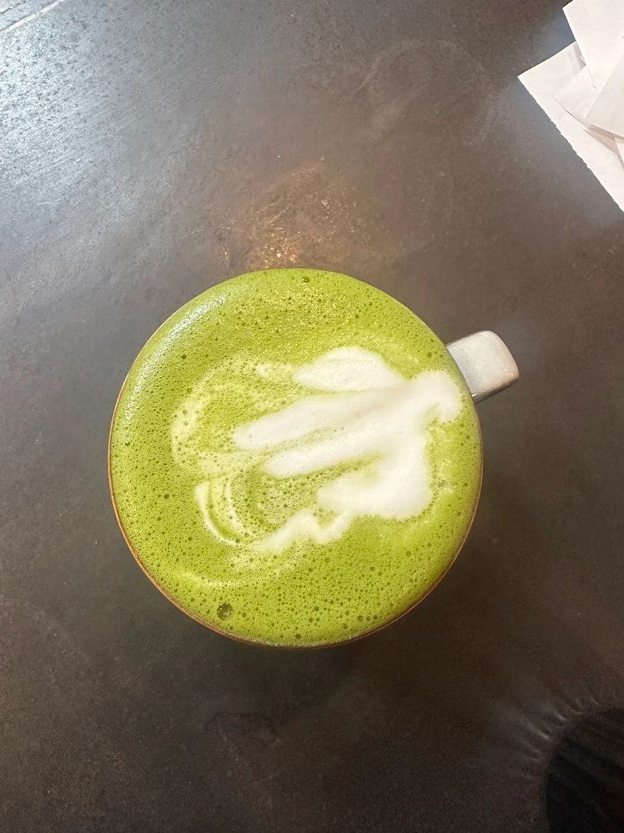 Highlights, Mizu Mizu Café