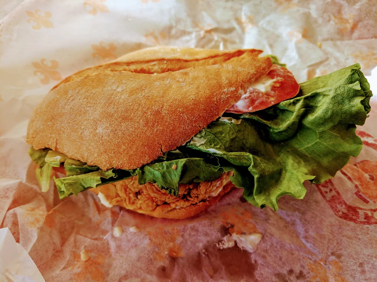 Deluxe Chicken Sandwich