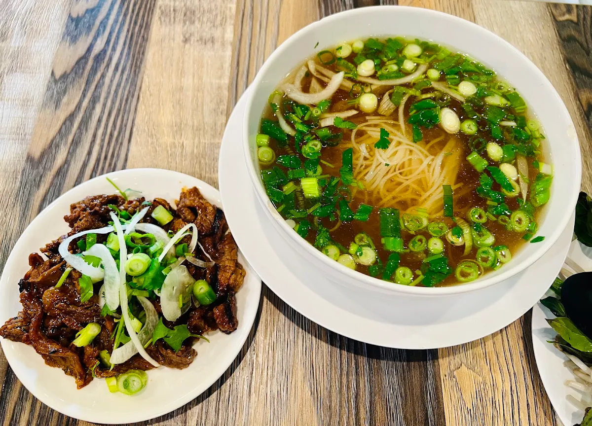 Well Done Lean Brisket - Phở Chin