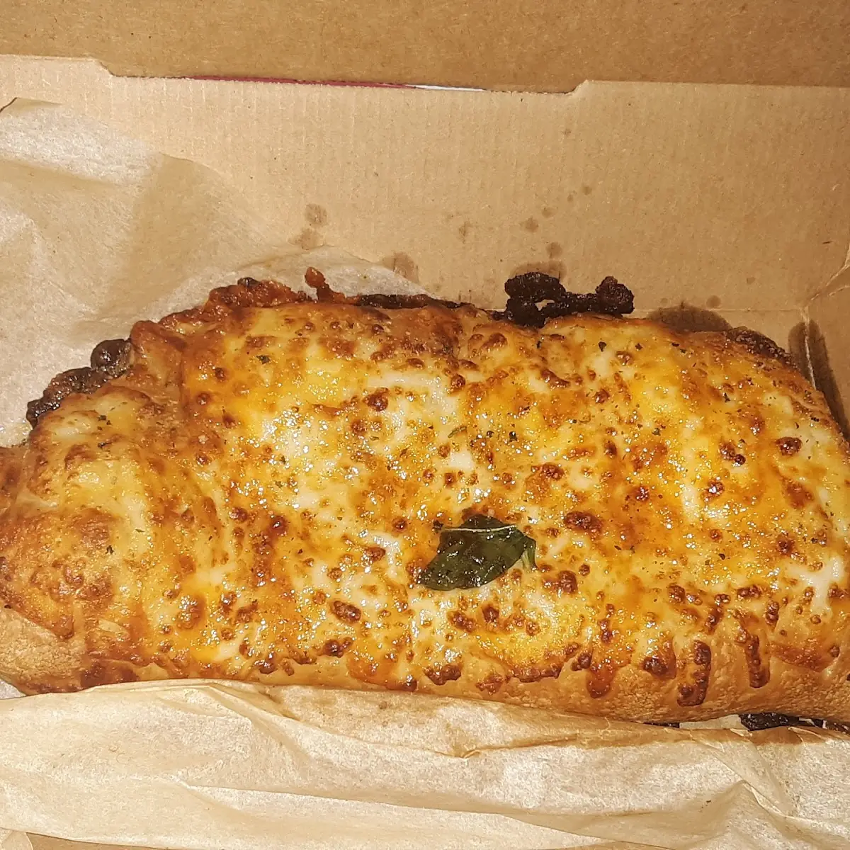 Spinach Feta Stuffed Cheese Bread