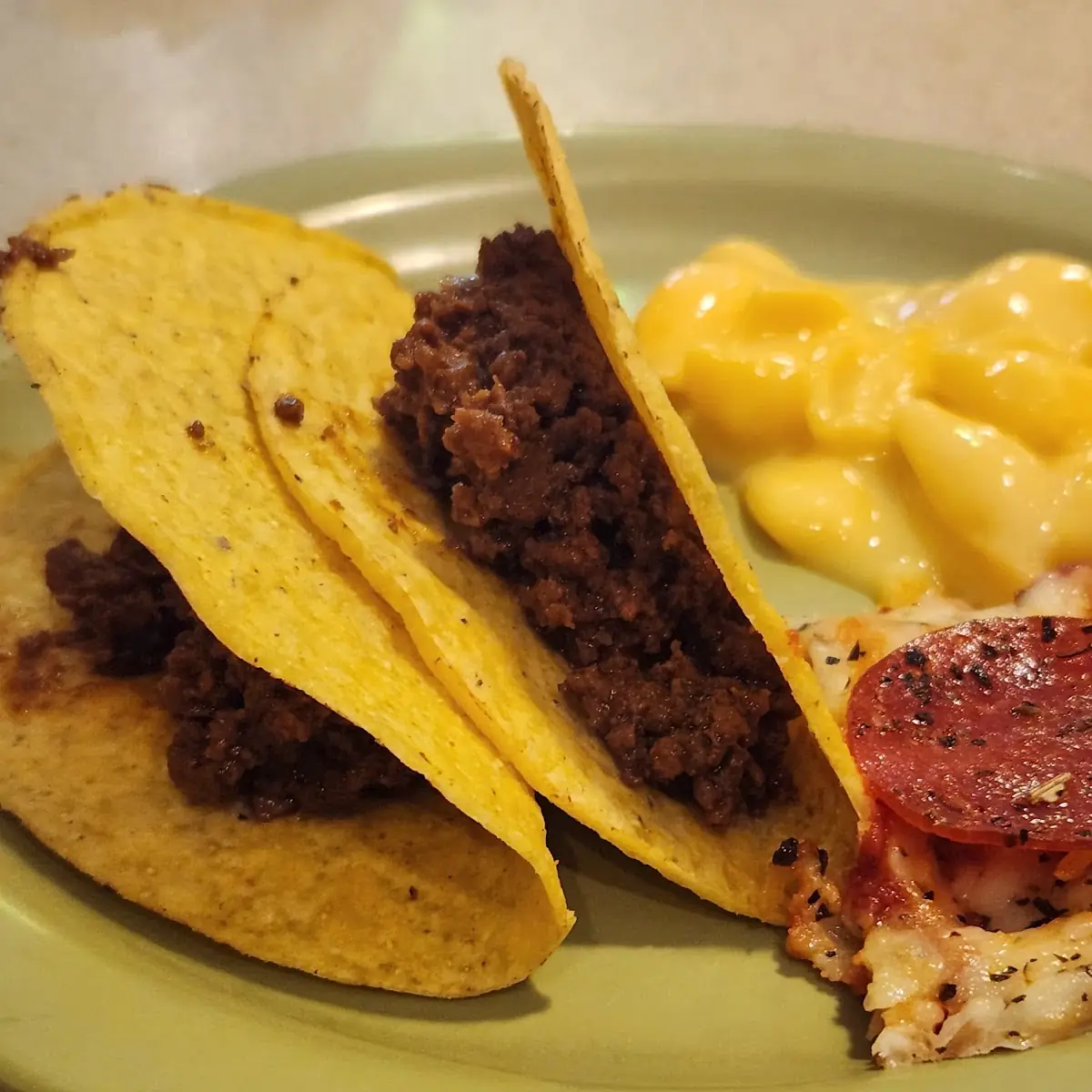 Pizza and Mac N Cheese