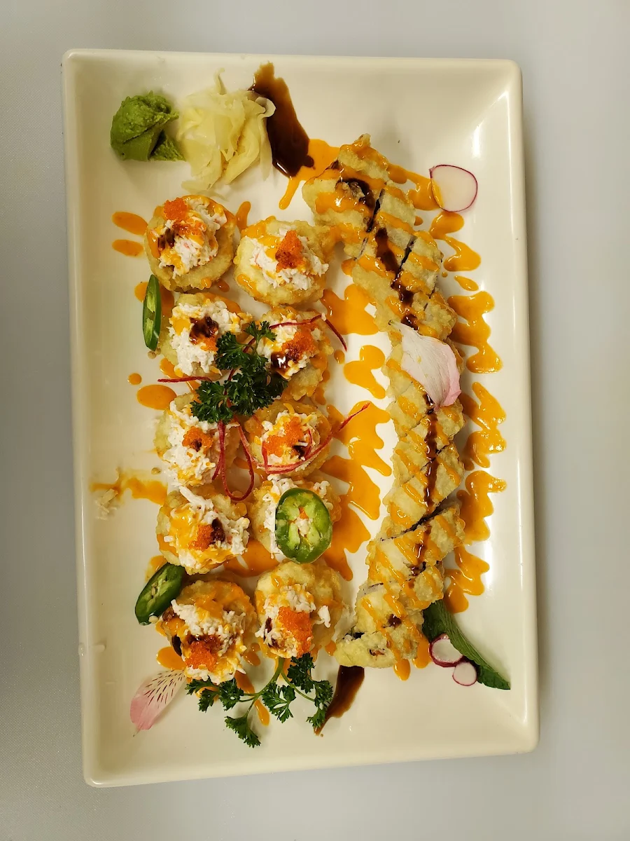 Spicy Combo, SUSHI & CHICKEN FOR YOU