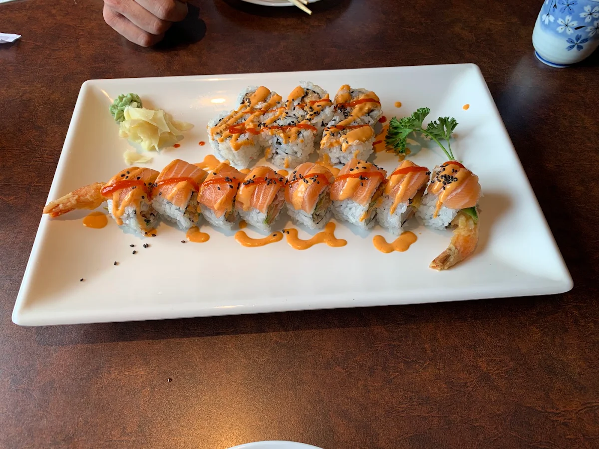 Spicy Tuna Roll, SUSHI & CHICKEN FOR YOU