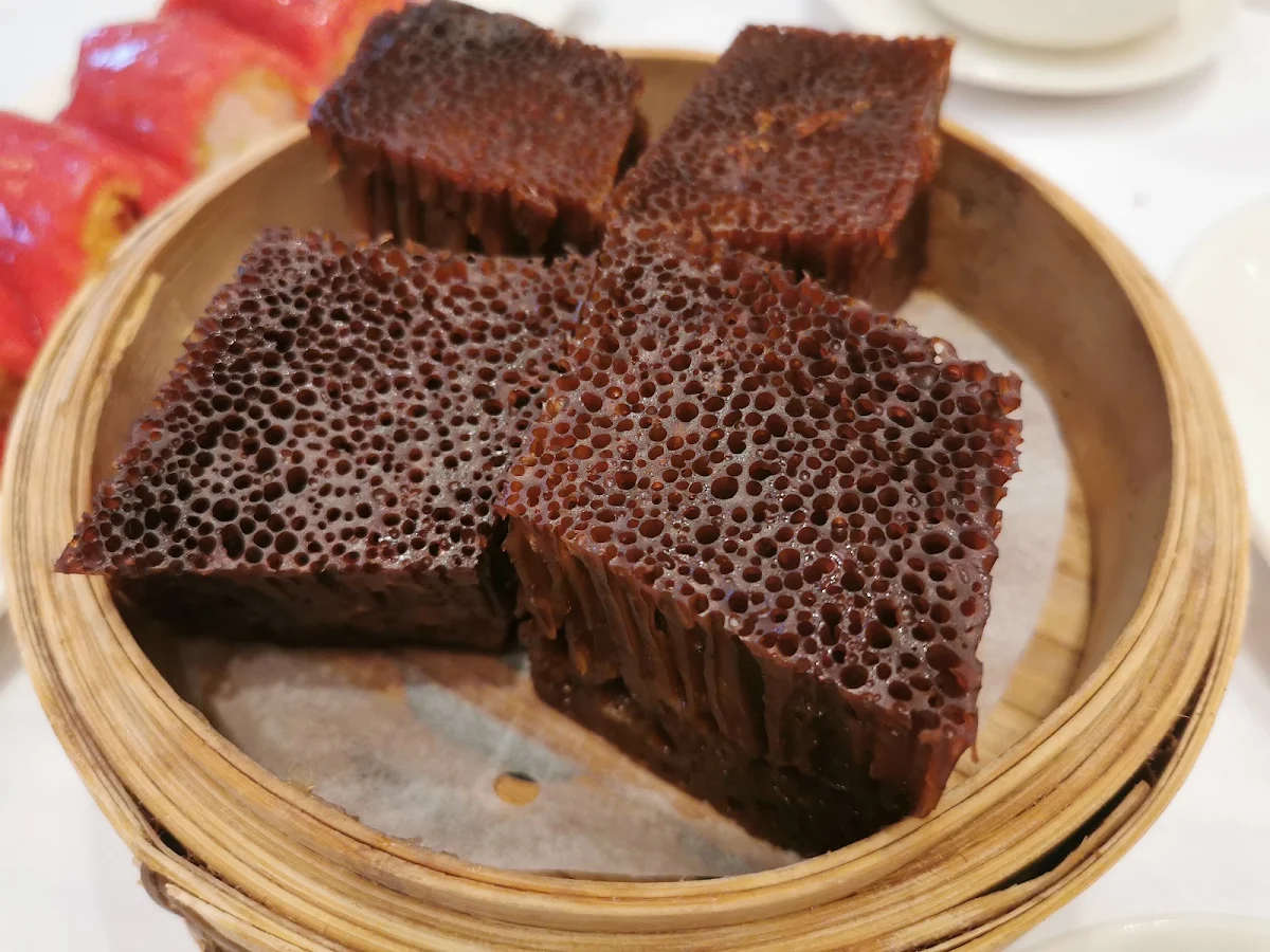 Country Style Steamed Honey Comb Cake, Sea Harbour Restaurant