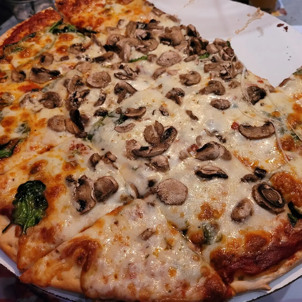 Spinach & Mushroom Pizza