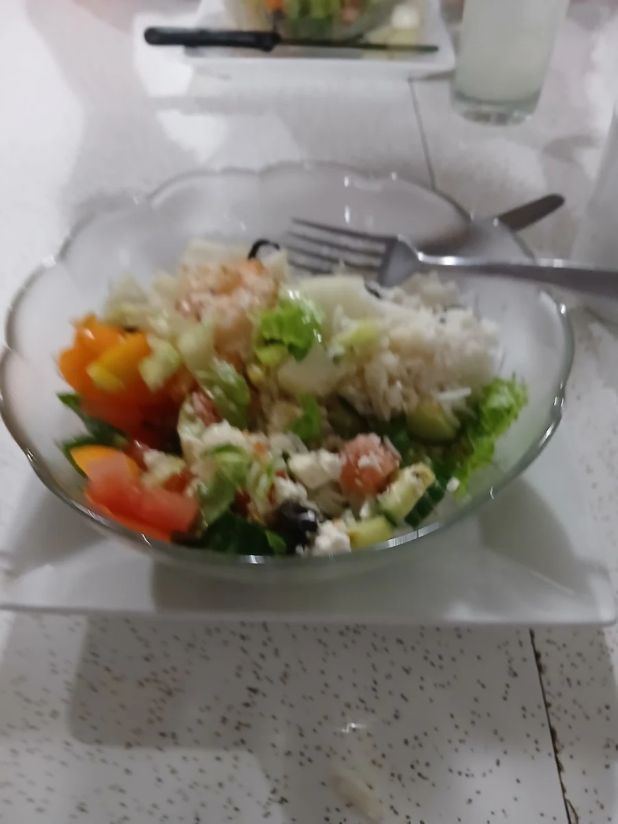 Highlights, Sisters' Bistro