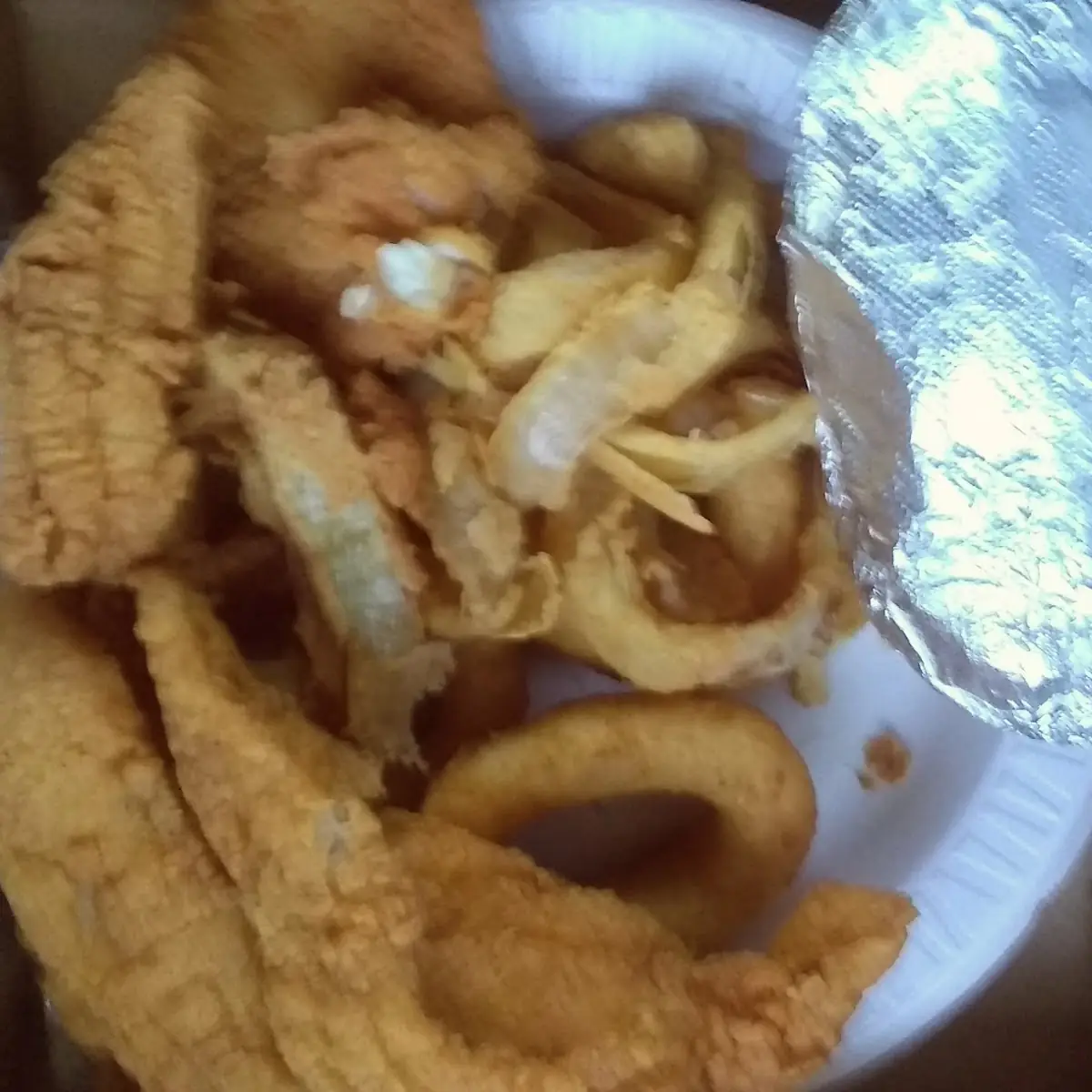 lg Catfish Dinner