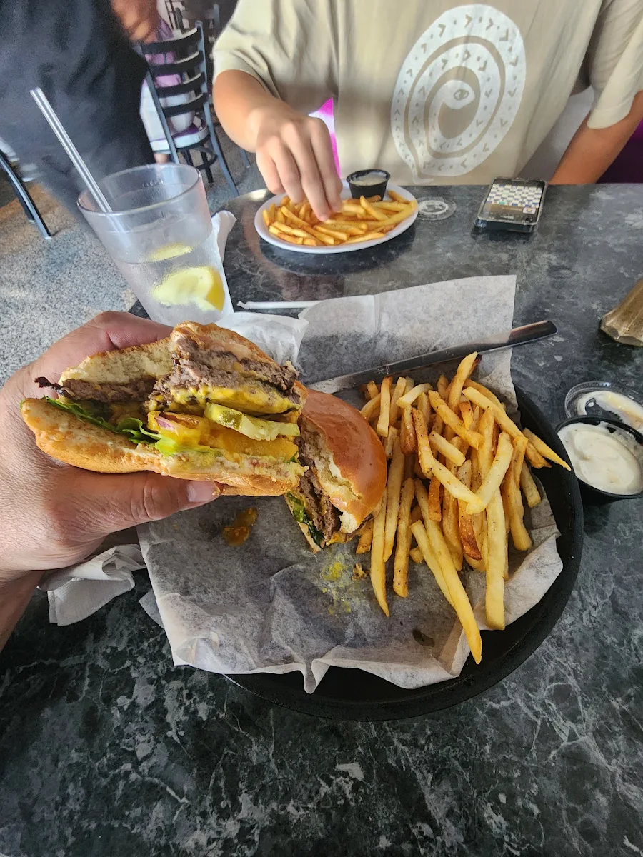 Double Diner Burger