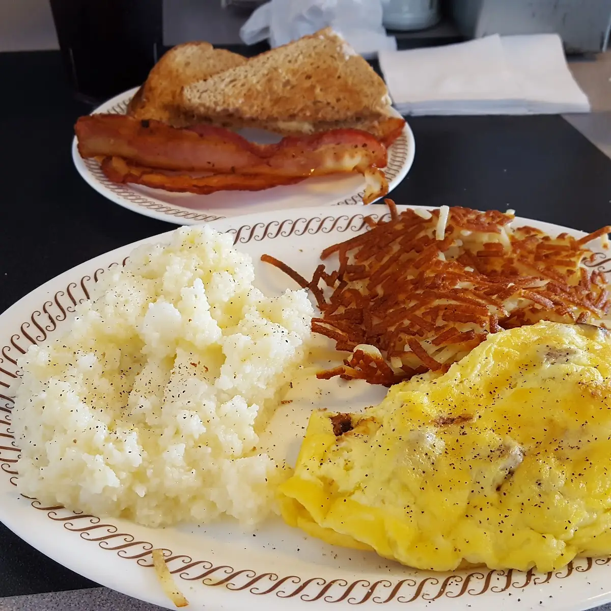 Cheese Omelette Grits