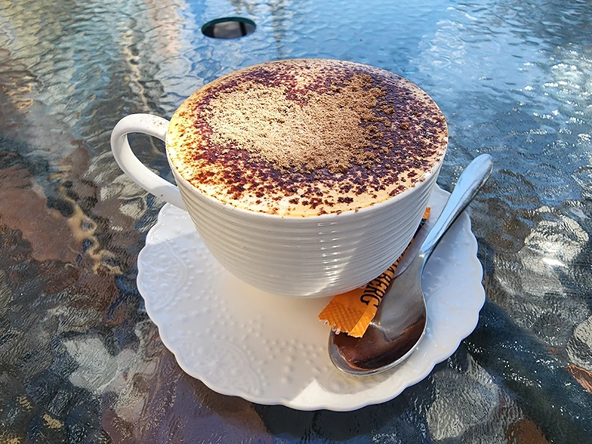 Cappuccino, La Belle Cafe