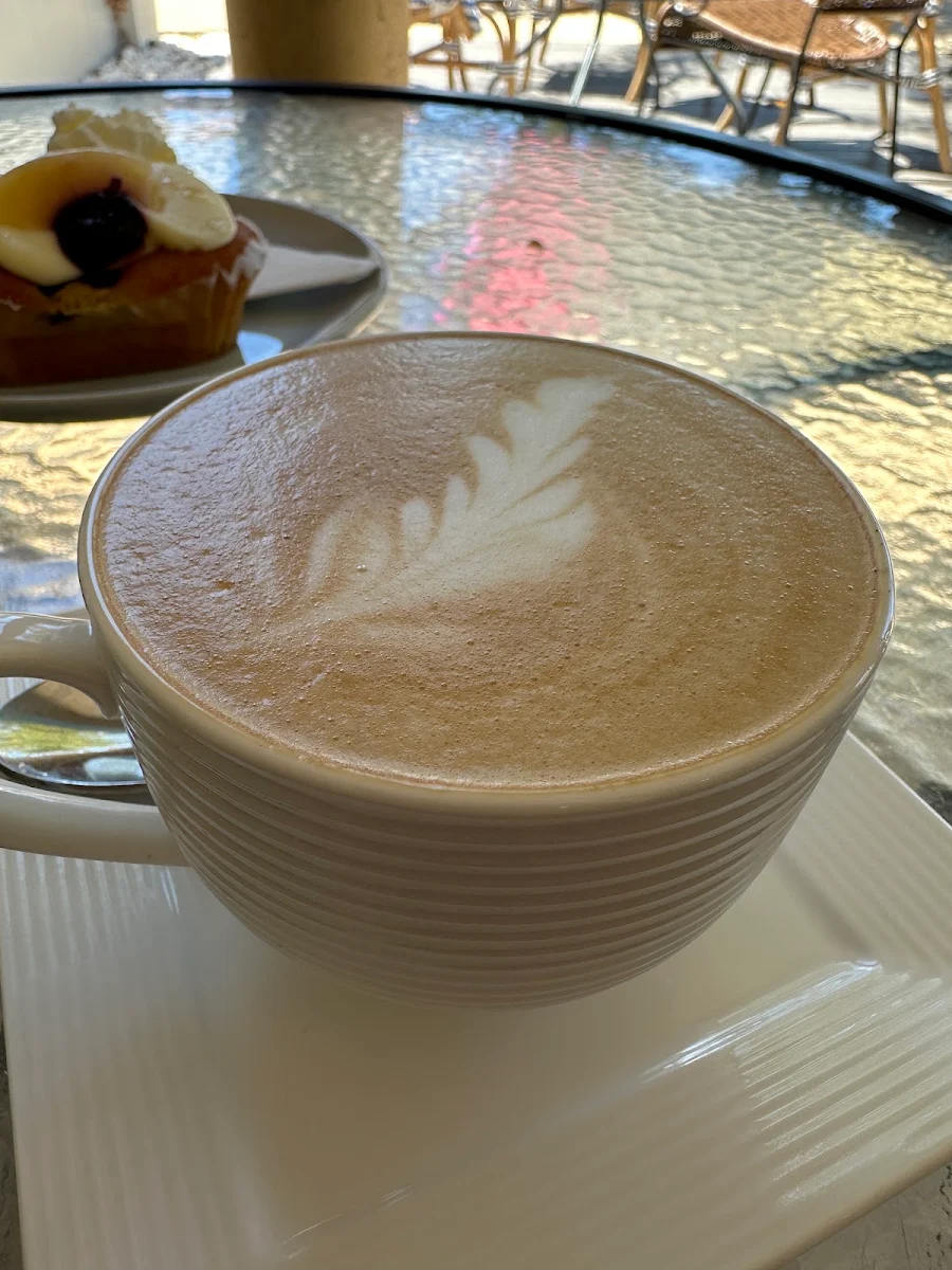 Flat White, La Belle Cafe