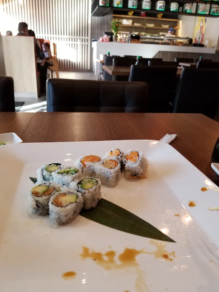 Vegetarian Roll, Golden Maki Japanese Restaurant