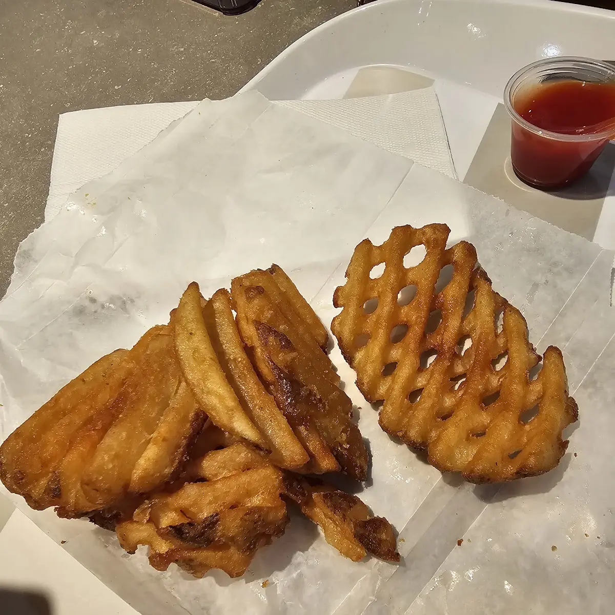 House Cut Fries, South St. Burger