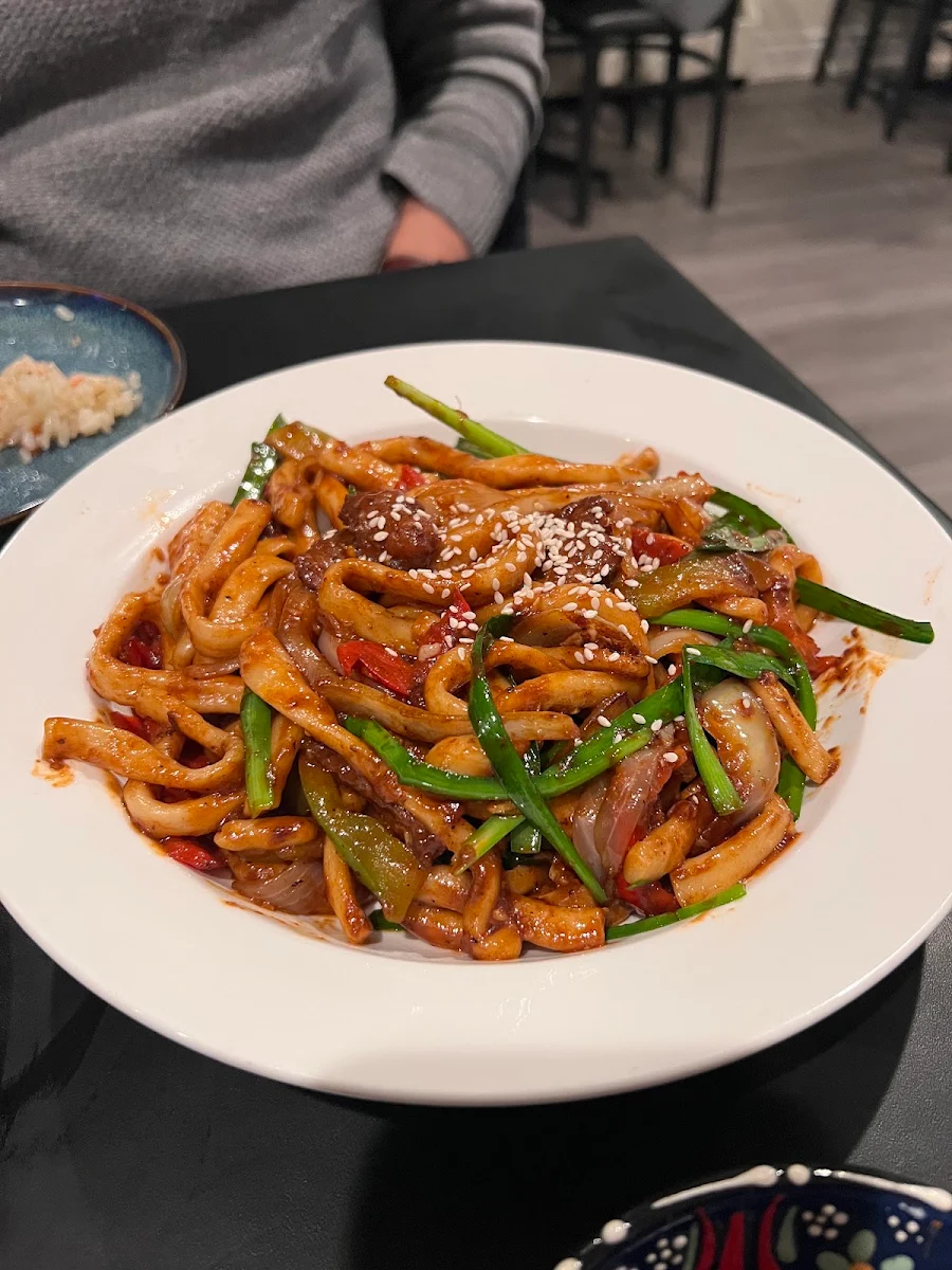 Stir Fried Beef Noodles Small, Urumchi Uyghur Cuisine