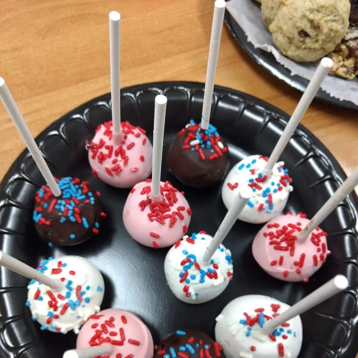 Red Velvet and Chocolate Cake Pops