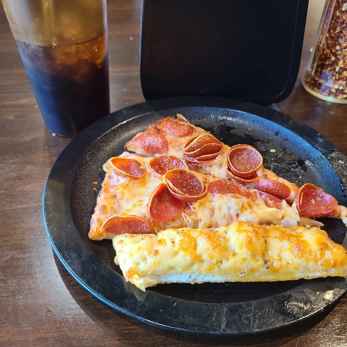 Pepperoni Pizza and Cheesy Bread