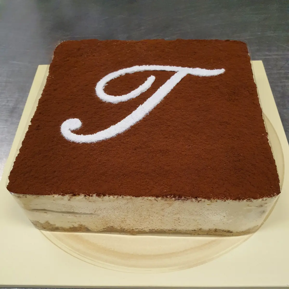Tiramisu Cake