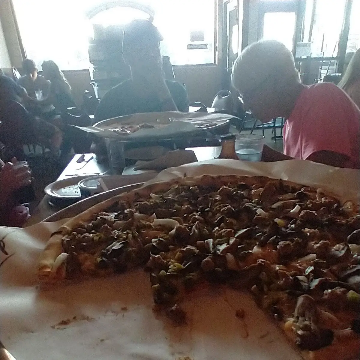 Eugene's Pizza