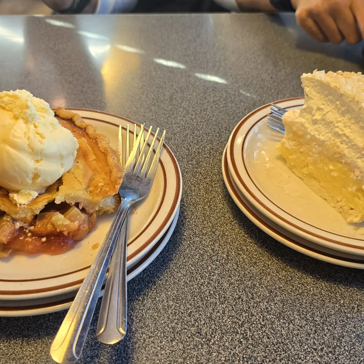 Apple Pie with Ice Cream