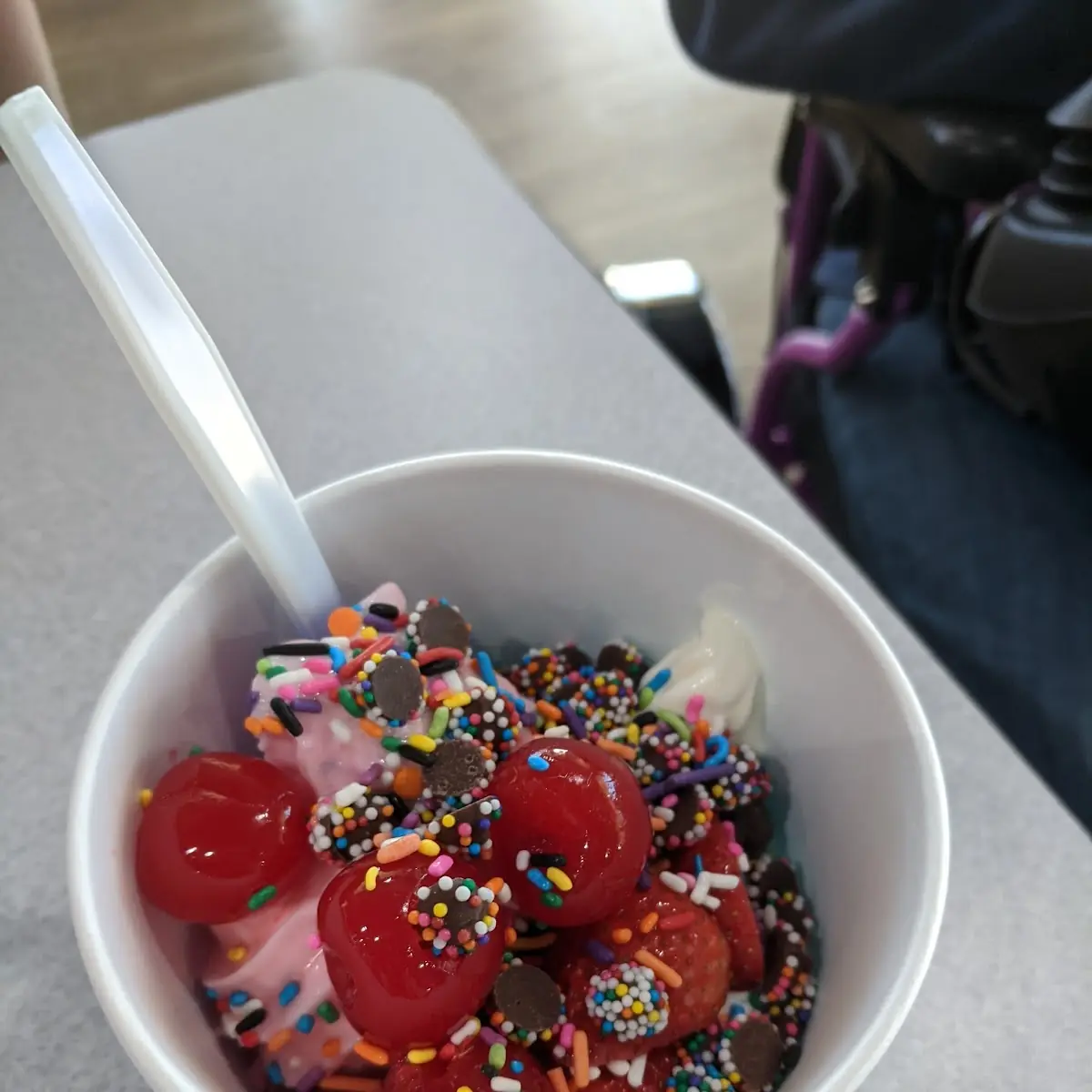 Strawberry Frozen Yogurt