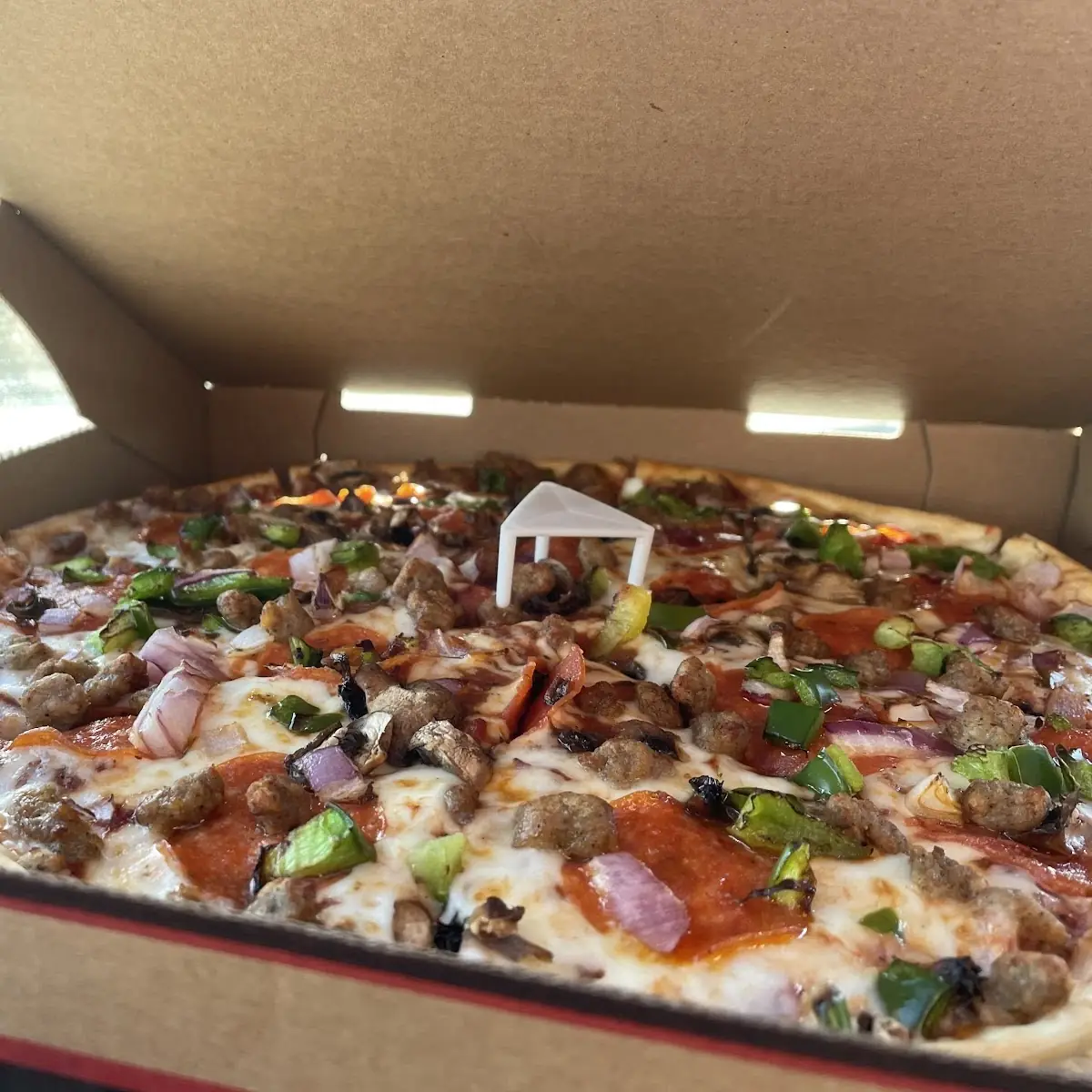 Ken’S Pizza