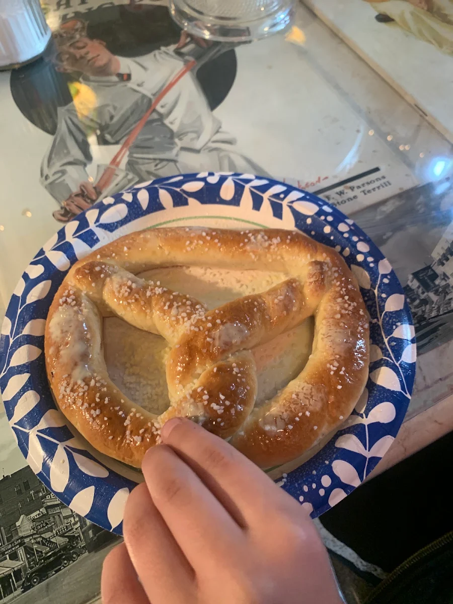 Large Soft Pretzel with Salt or Cinnamon & Sugar