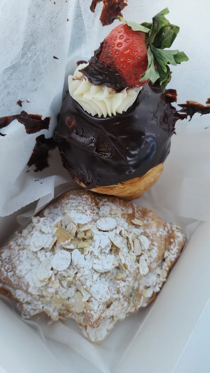 Almond Croissant