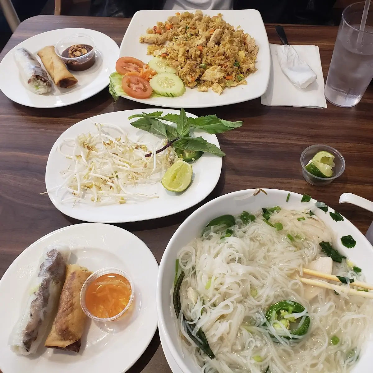 Pho Tai