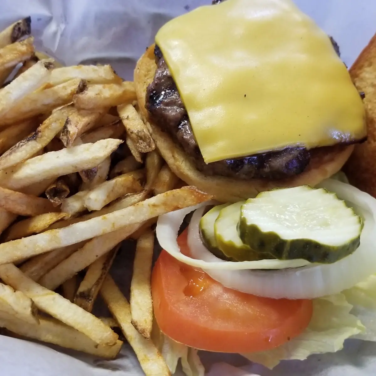 Cheeseburger Deluxe