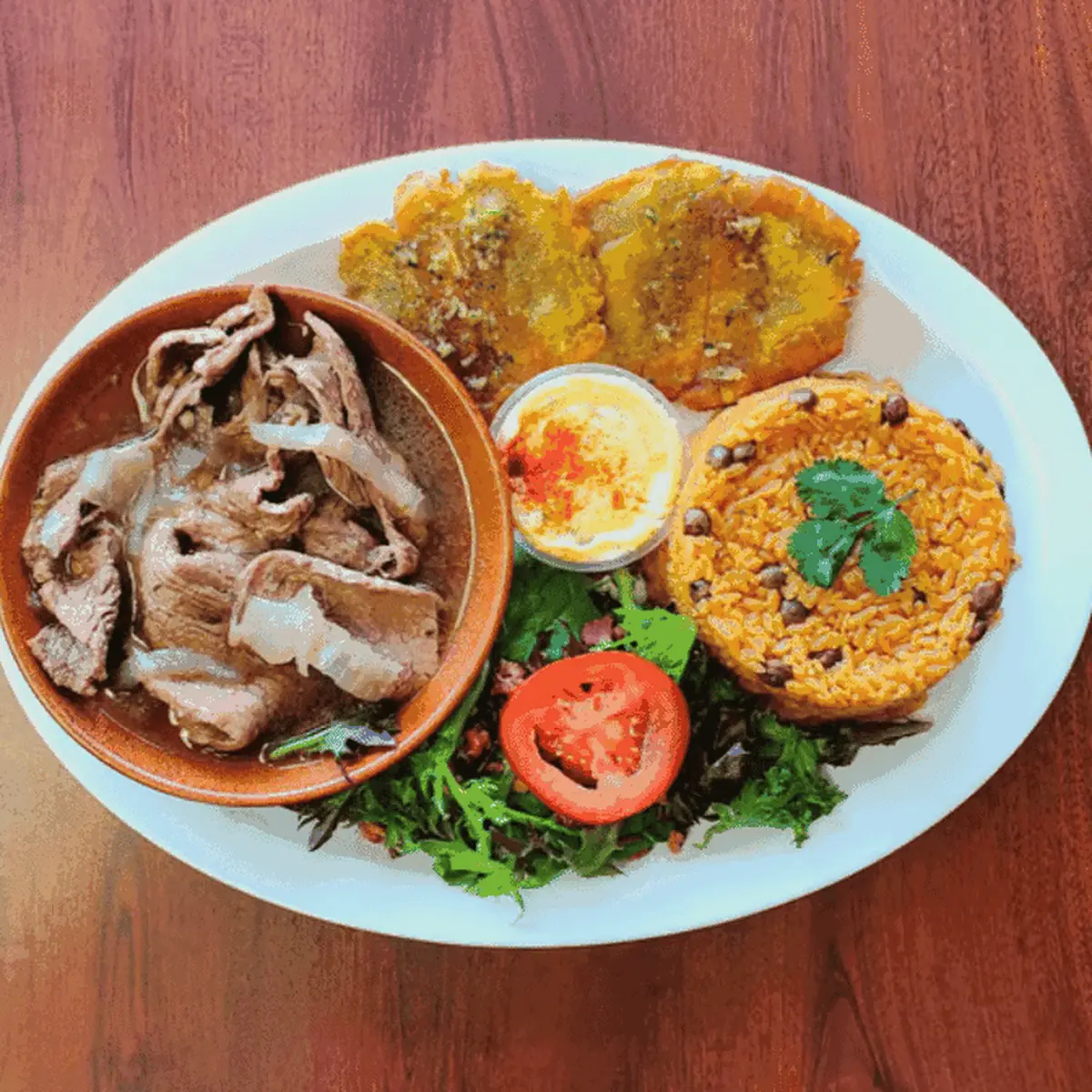 Bistec Encebollado Dinner