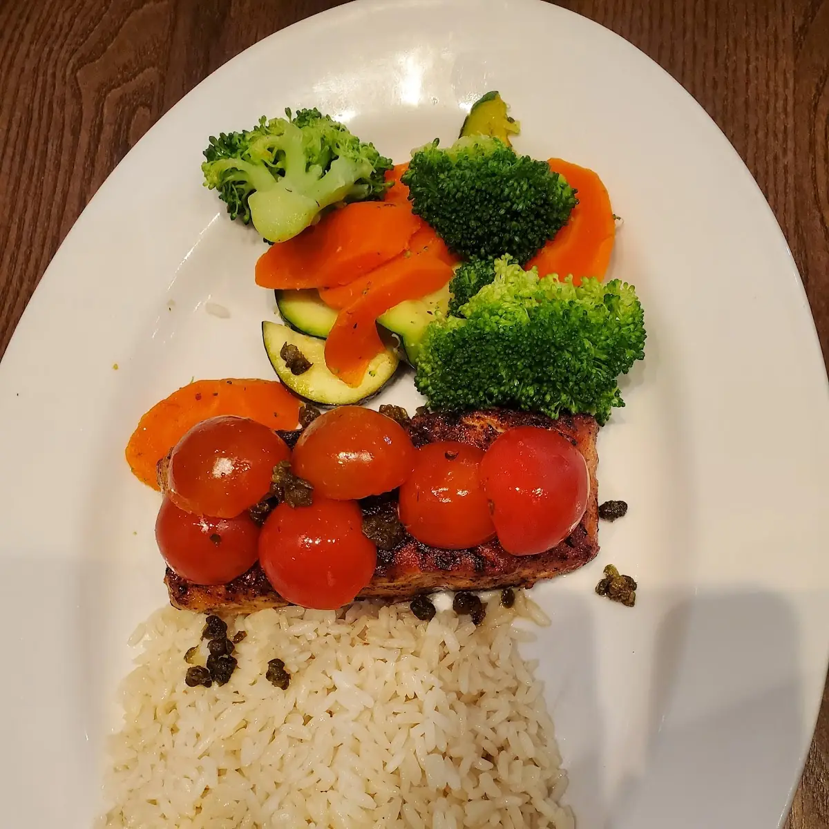 Grilled Salmon with Seasonal Veggies