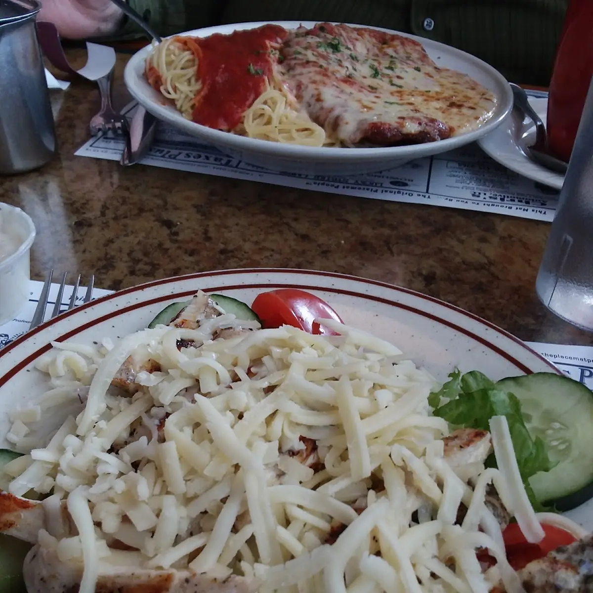 CHICKEN CAESAR SALAD / Large